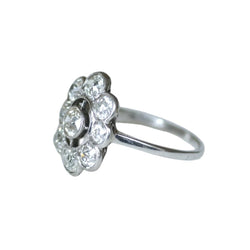 Bague Marguerite en or blanc, platine et diamants - Castafiore