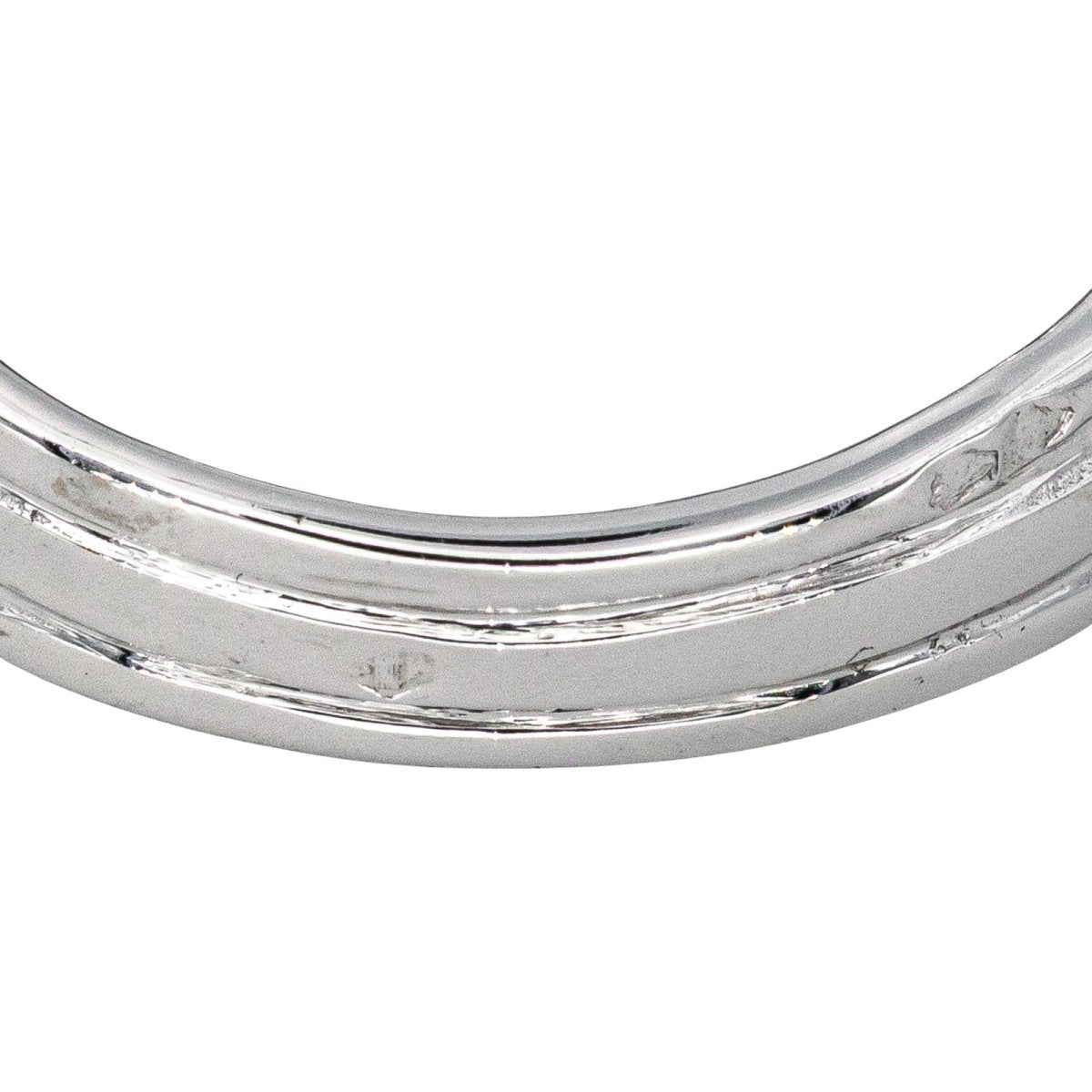 Bague Marguerite en or blanc, platine et diamants - Castafiore