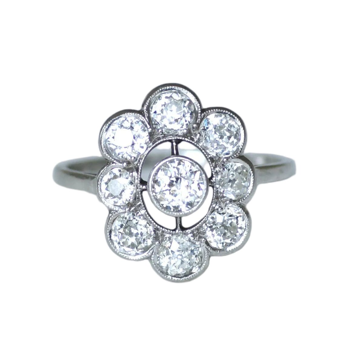 Bague Marguerite en or blanc, platine et diamants - Castafiore