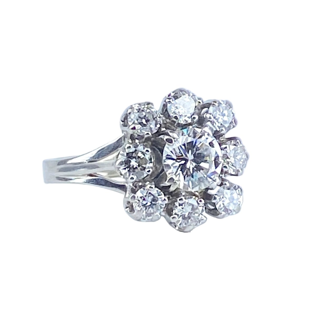 Bague Marguerite en or blanc, platine et diamants - Castafiore