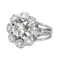 Bague Marguerite en or blanc, platine et diamants - Castafiore