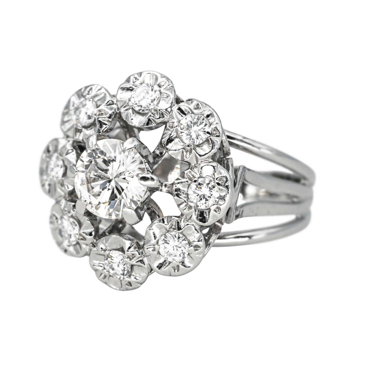 Bague Marguerite en or blanc, platine et diamants - Castafiore