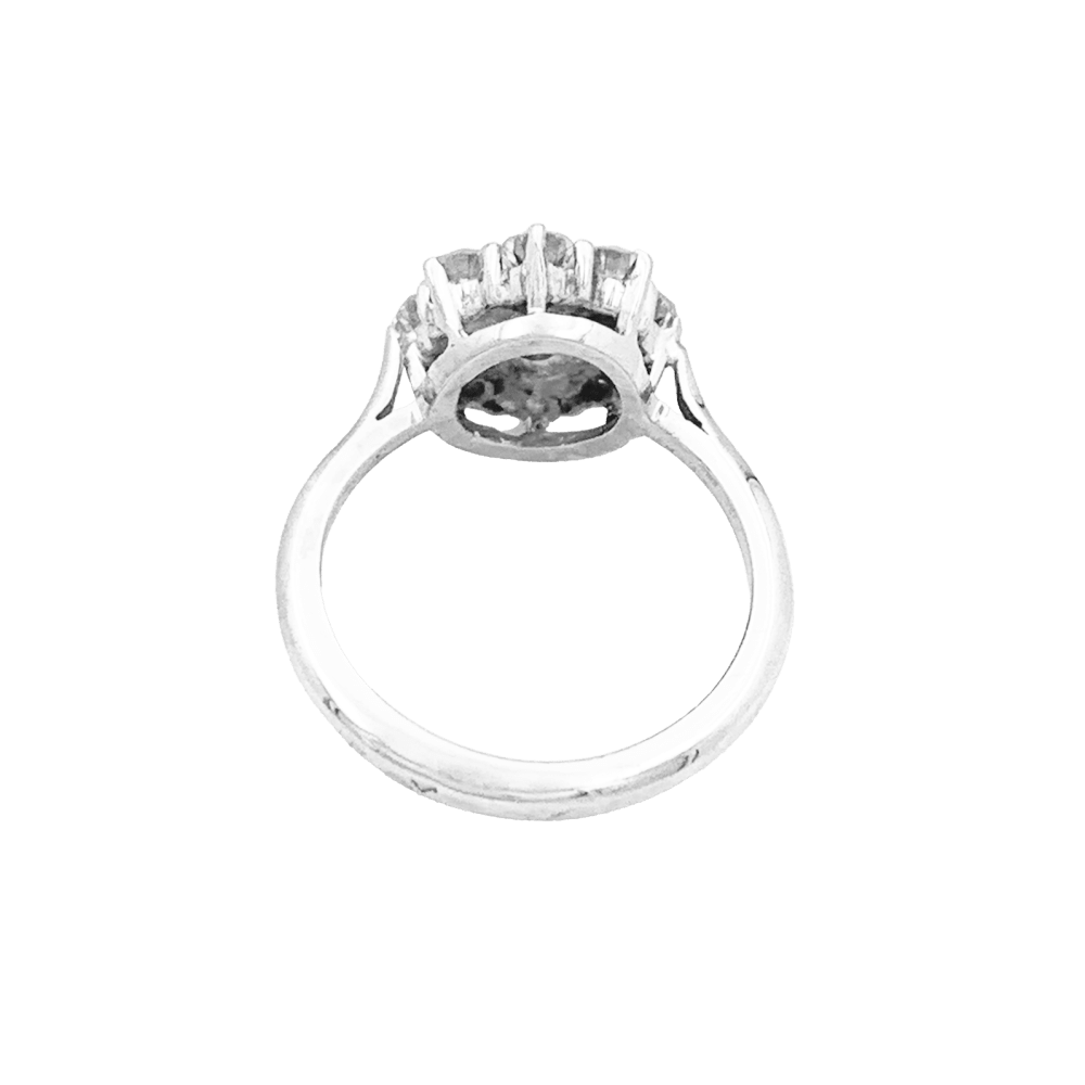 Bague Marguerite en or blanc, platine et diamants - Castafiore