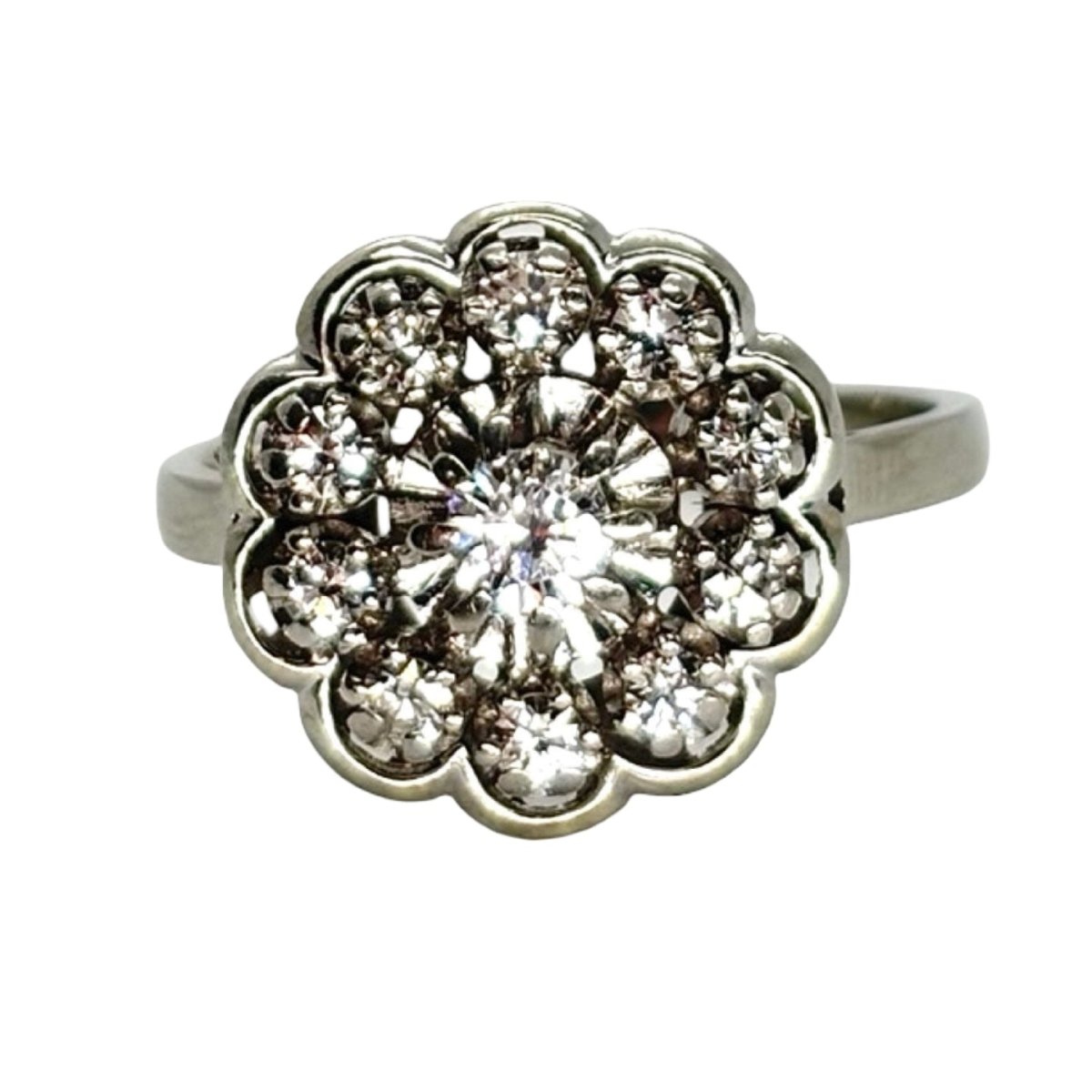 Bague Marguerite en or blanc, platine et diamants - Castafiore