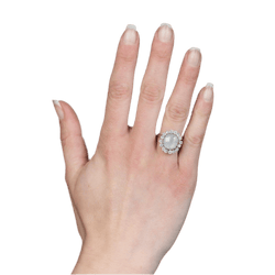 Bague Marguerite en or blanc, platine, saphir et diamants - Castafiore