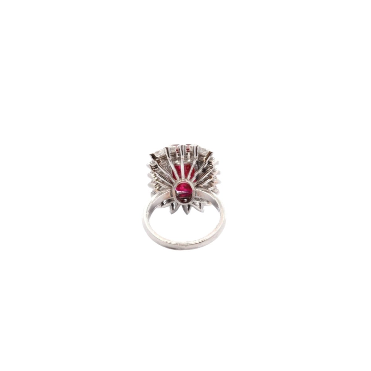 Bague Marguerite en or blanc, rubis Birman et diamants - Castafiore