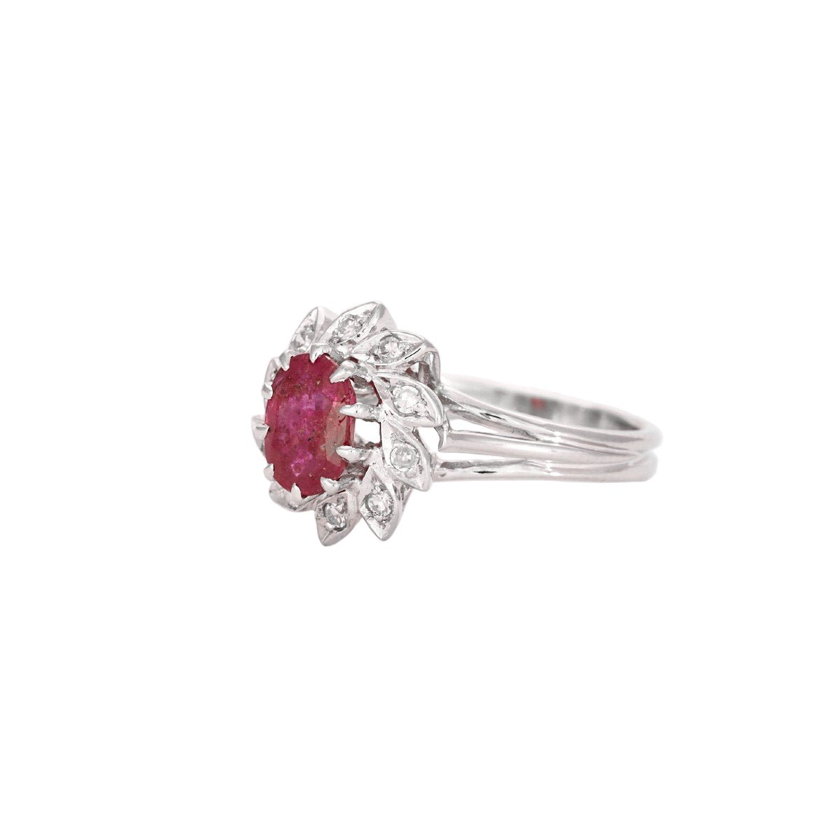 Bague Marguerite en or blanc, rubis et diamants - Castafiore