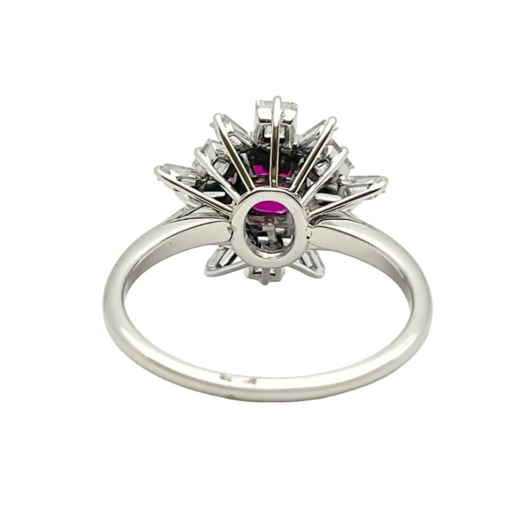 Bague Marguerite en or blanc, rubis et diamants - Castafiore
