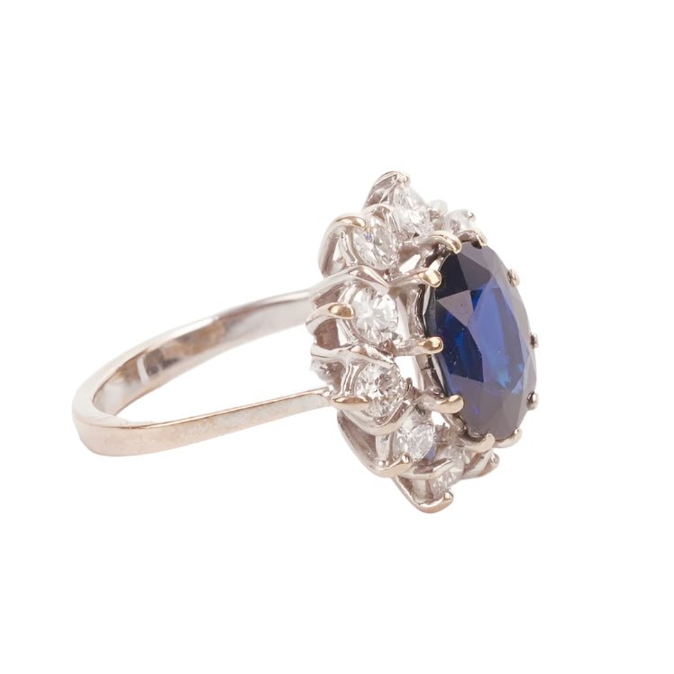 Bague Marguerite en or blanc, saphir et diamants - Castafiore