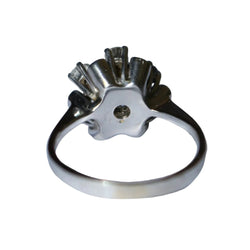Bague Marguerite en or blanc, saphir, et diamants - Castafiore