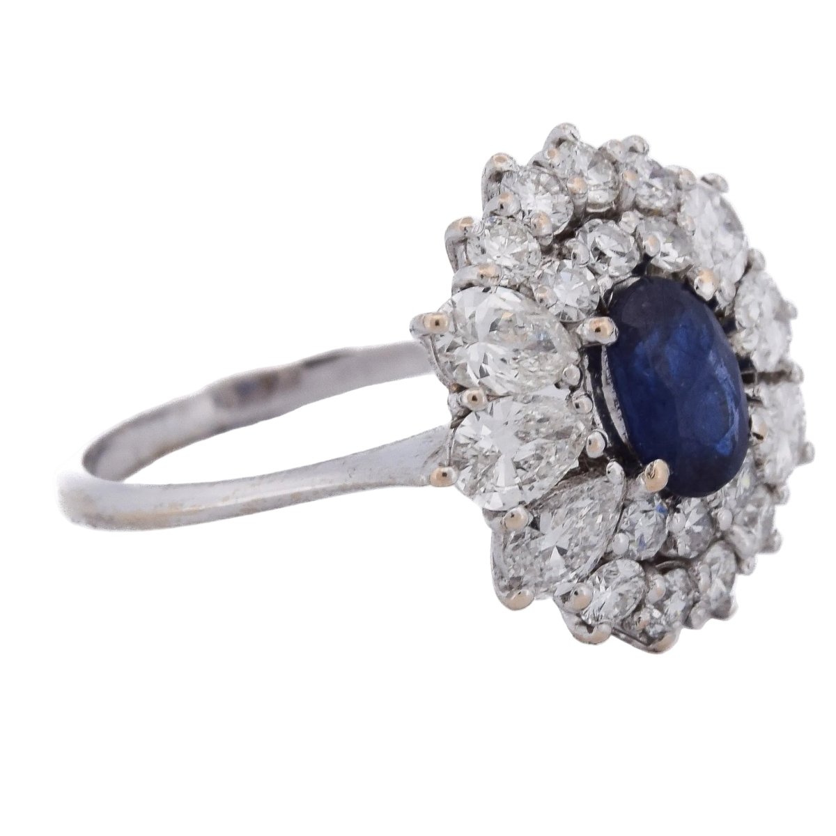 Bague Marguerite en or blanc, saphir et diamants - Castafiore