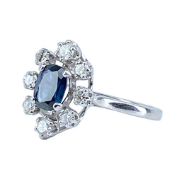 Bague Marguerite en or blanc, saphir et diamants - Castafiore