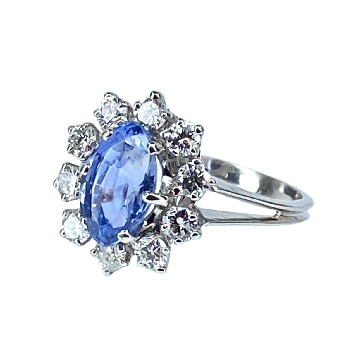 Bague Marguerite en or blanc, saphir et diamants - Castafiore
