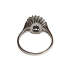 Bague Marguerite en or blanc, saphir et diamants - Castafiore