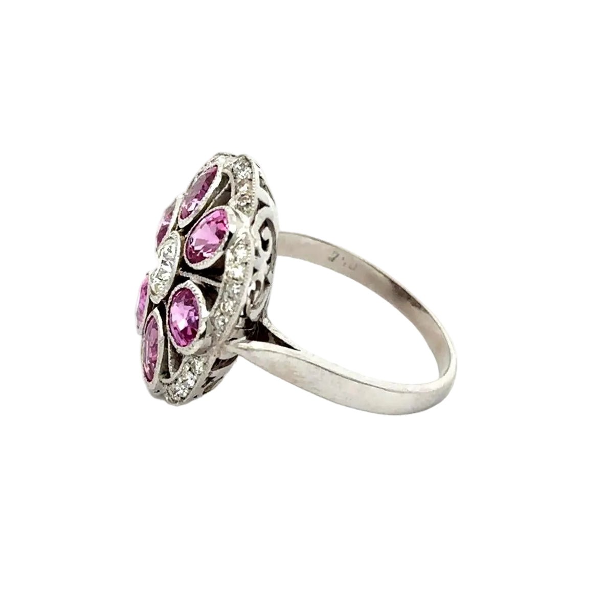 Bague Marguerite en or blanc, saphirs et diamants - Castafiore
