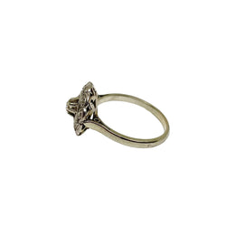 Bague marguerite en or gris et diamants - Castafiore