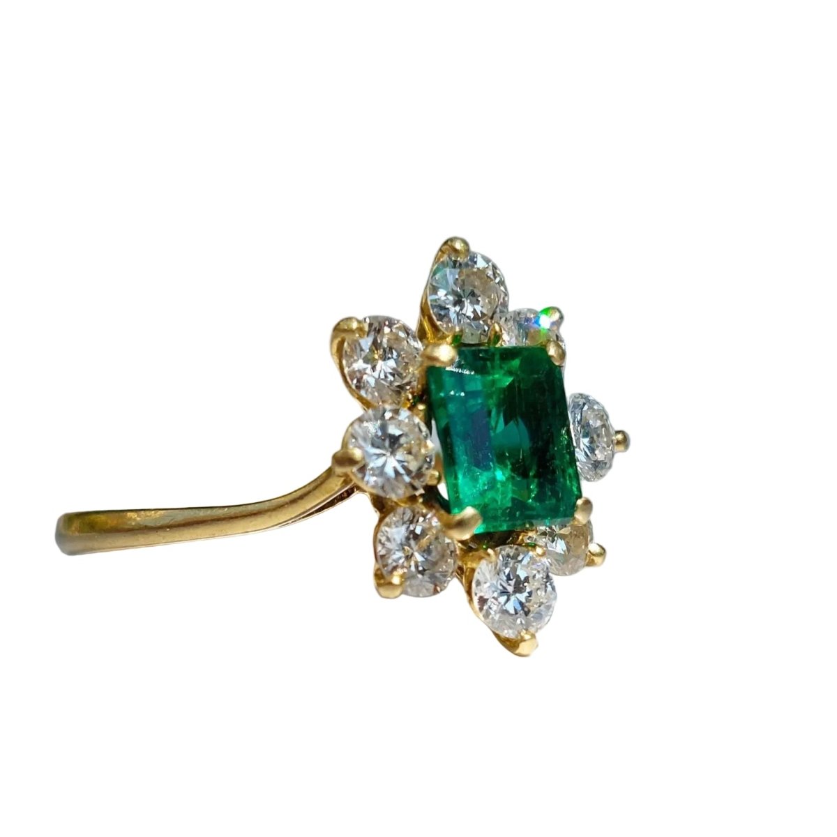 Bague Marguerite en or jaune, émeraude et diamants - Castafiore