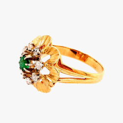 Bague Marguerite en or jaune, or blanc, émeraude, et diamants - Castafiore