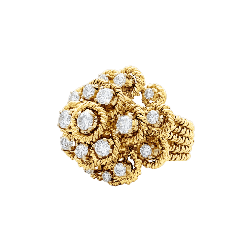 Ring vintage flower, son ofyellow gold and diamonds.