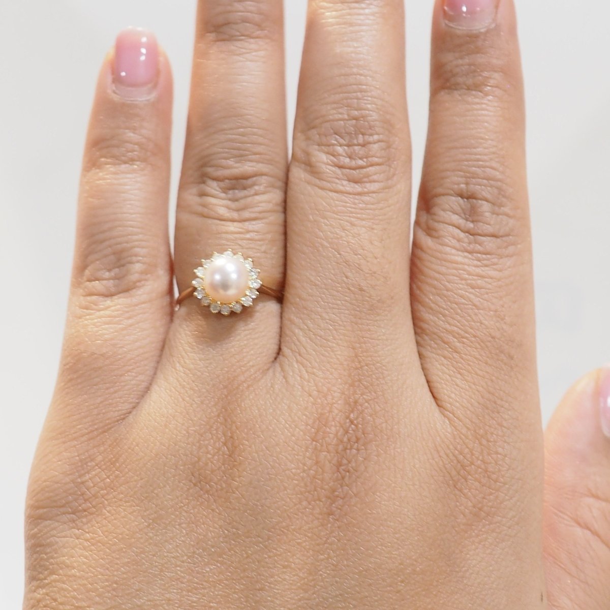 Bague Marguerite en or jaune, perle et diamants - Castafiore