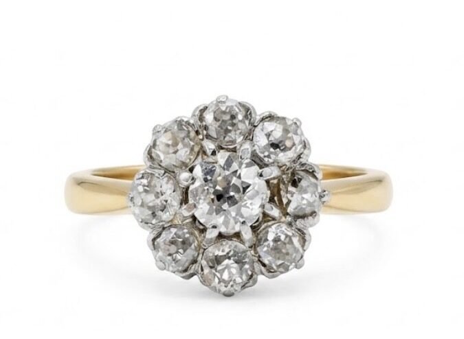Bague Marguerite en or jaune, platine et diamants - Castafiore