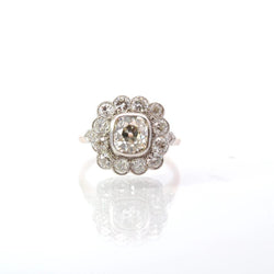 Bague Marguerite en or jaune, platine et diamants - Castafiore