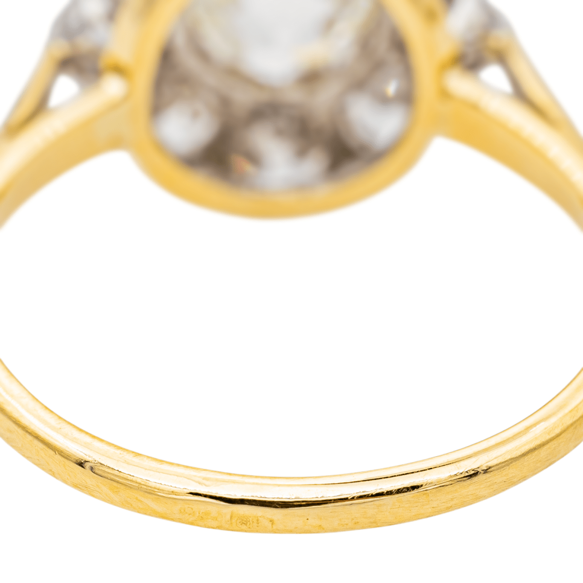 Bague Marguerite en or jaune, platine et diamants - Castafiore