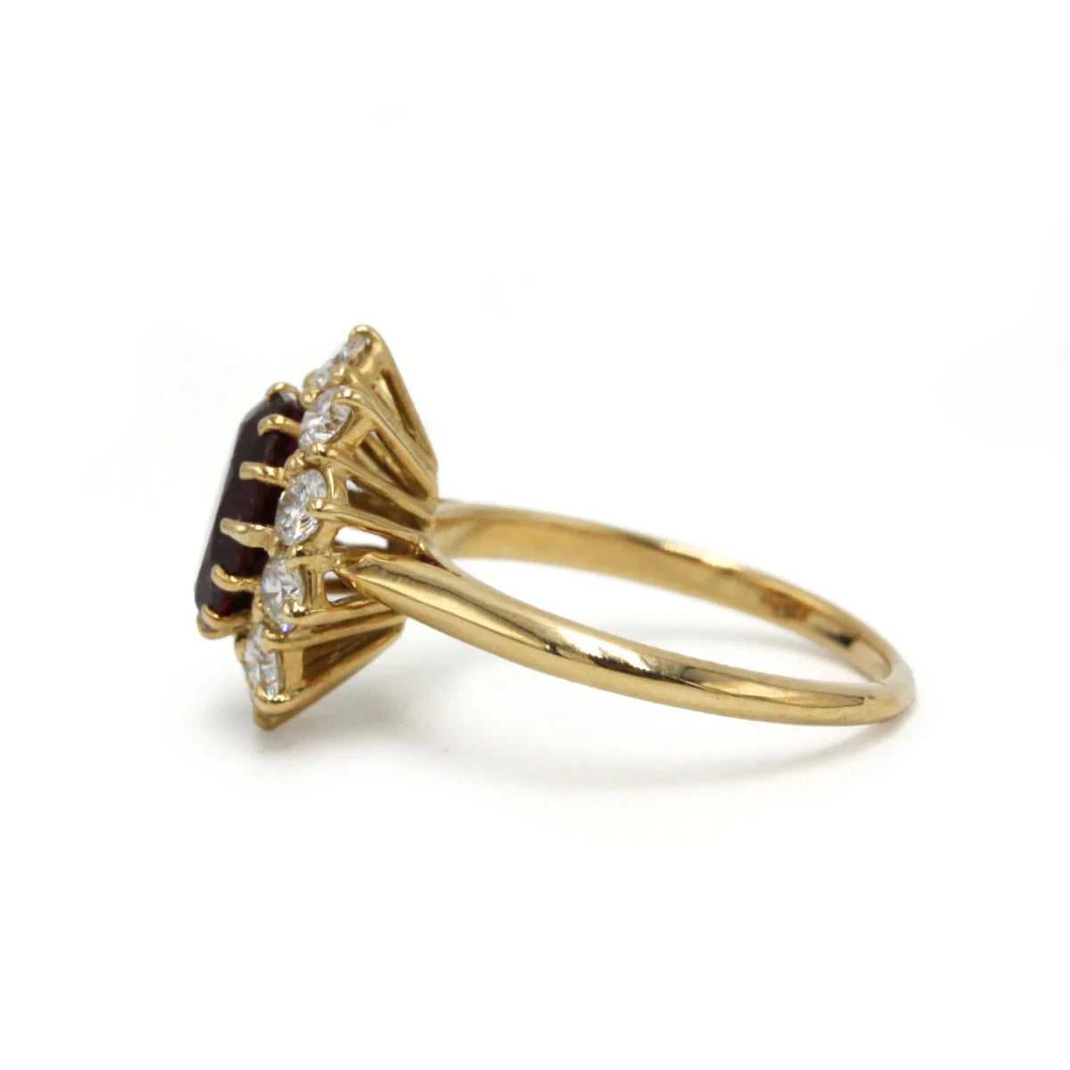 Bague Marguerite en or jaune, rubis et diamants - Castafiore