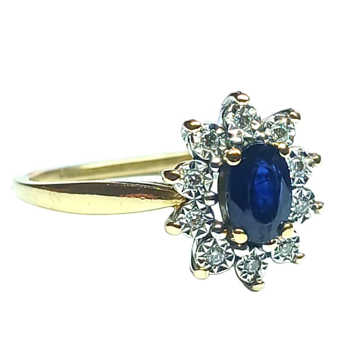 Bague Marguerite en or jaune, saphir, et diamants - Castafiore