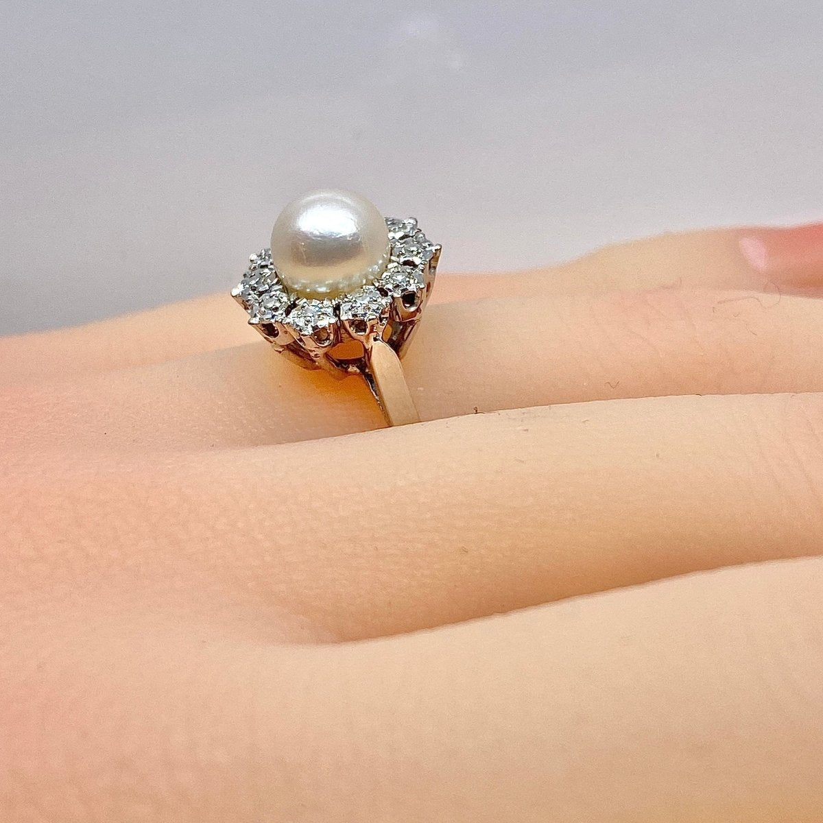 Bague Marguerite en or, platine, perle et diamants - Castafiore