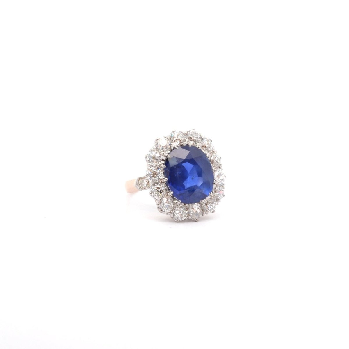 Bague Marguerite en or, platine, saphir et diamants - Castafiore