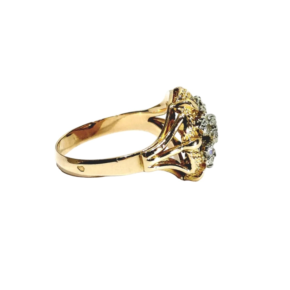Bague Marguerite en or rose et diamants - Castafiore