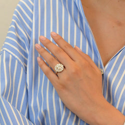 Bague Marguerite en or rose, platine et diamants - Castafiore