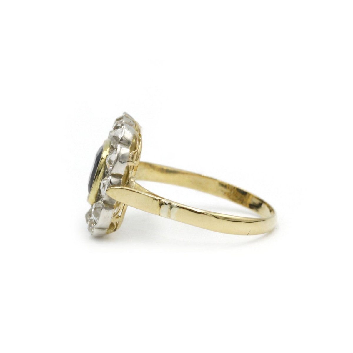 Bague Marguerite en or, saphir et diamants - Castafiore