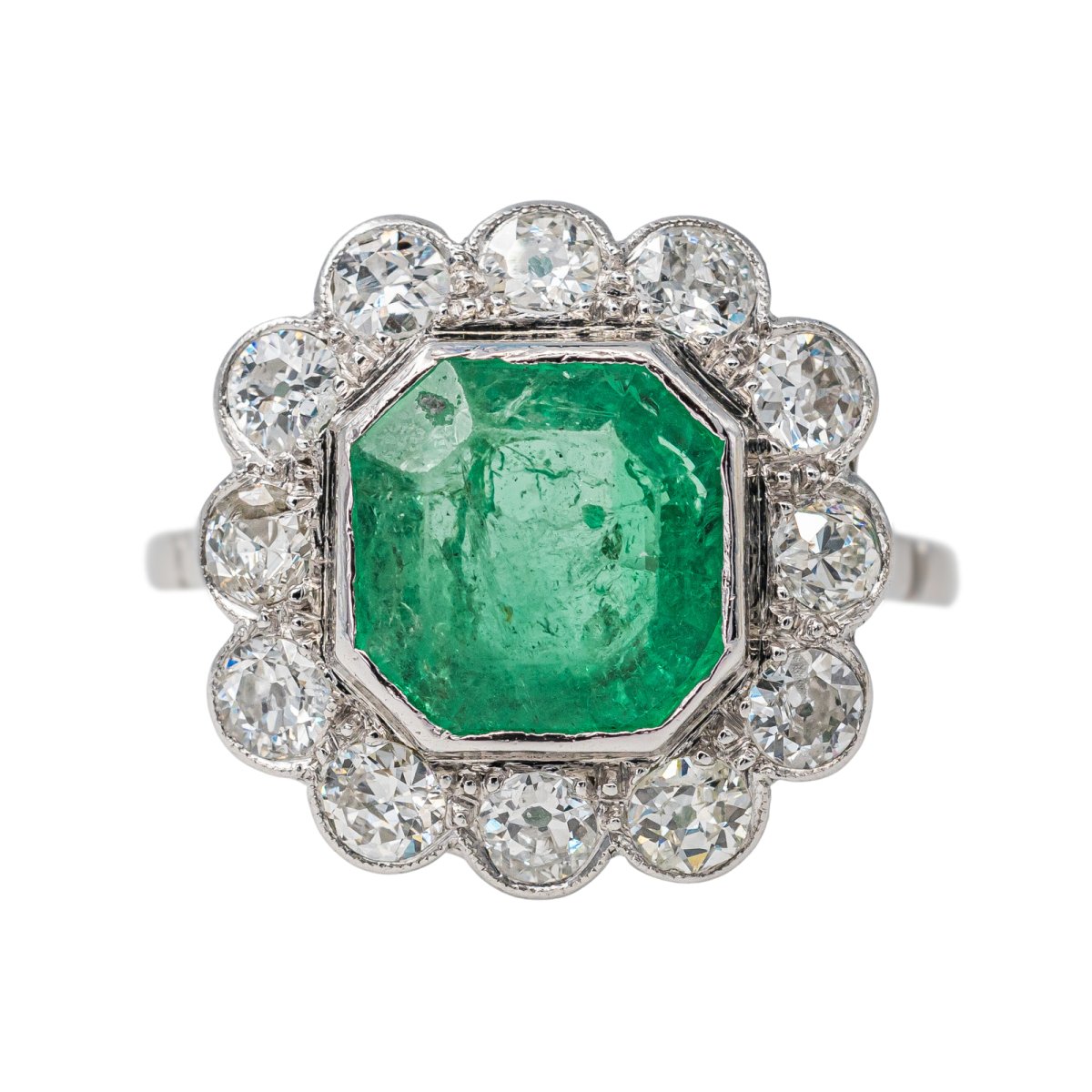 Bague Marguerite en platine, émeraude et diamant - Castafiore