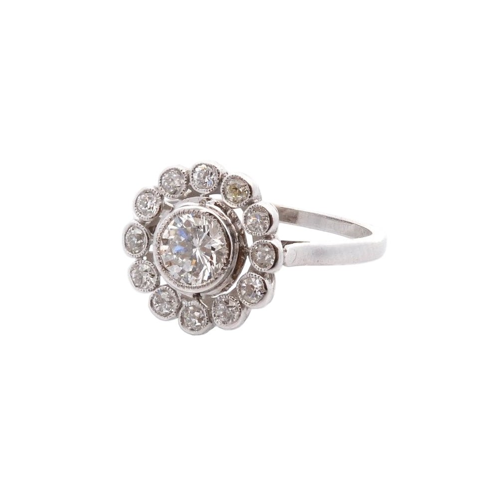 Bague Marguerite en platine et diamants - Castafiore