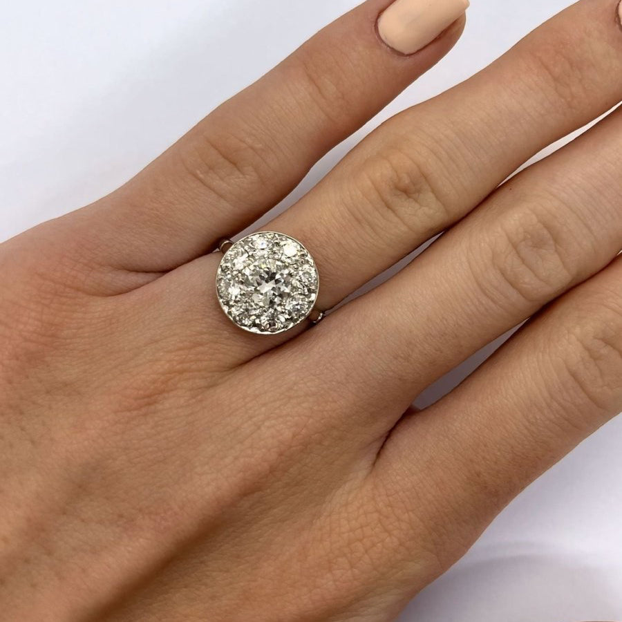 Bague marguerite en platine et diamants - Castafiore