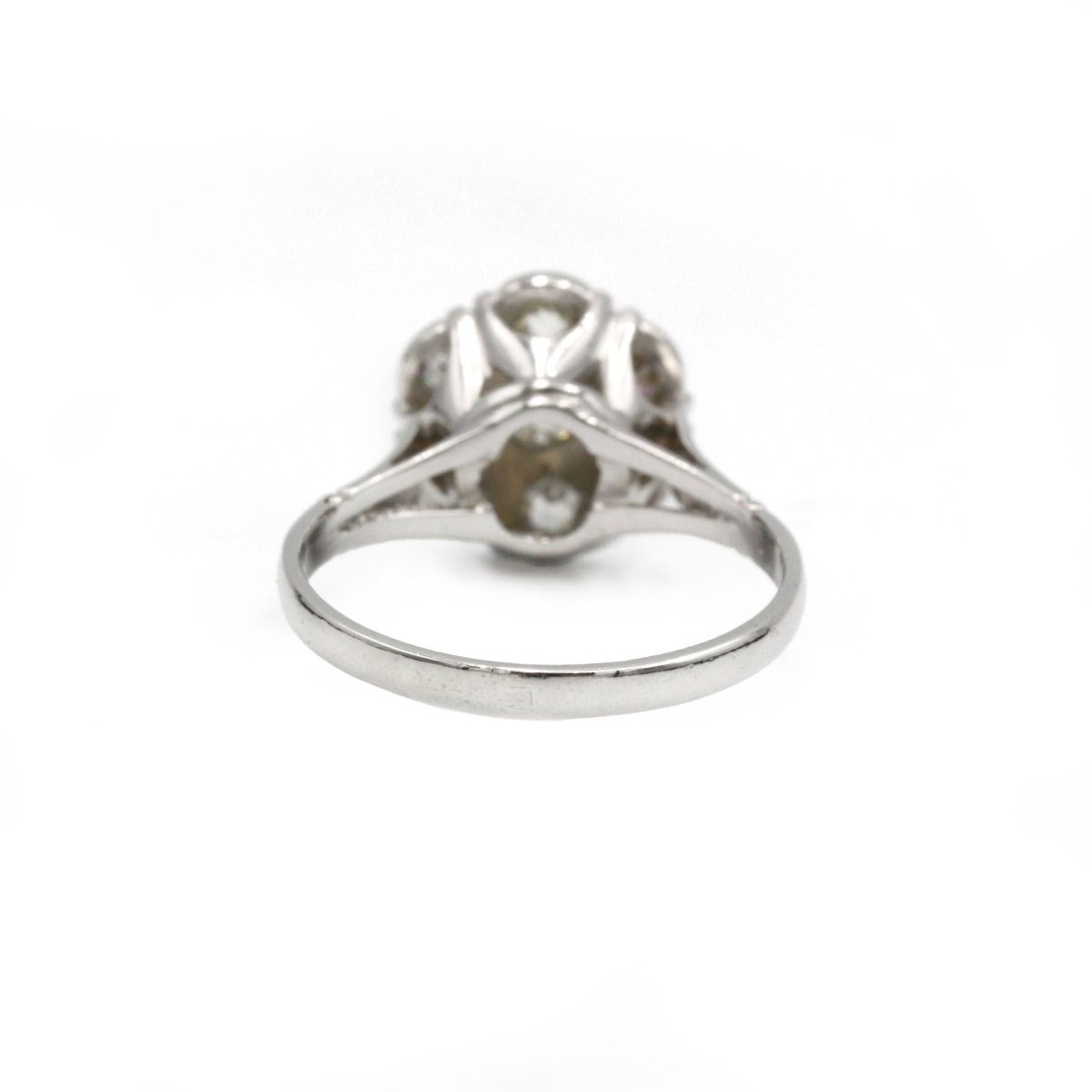 Bague Marguerite en platine et diamants - Castafiore