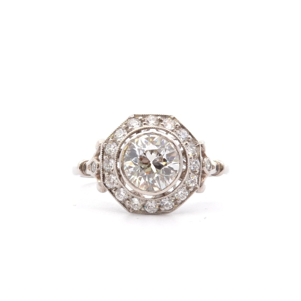 Bague Marguerite en platine et diamants - Castafiore