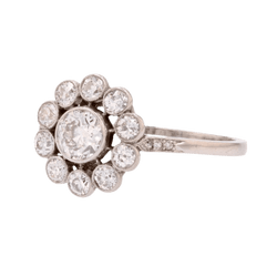 Bague Marguerite en platine et diamants - Castafiore