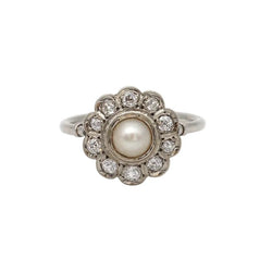 Bague Marguerite en platine, perle et diamants - Castafiore