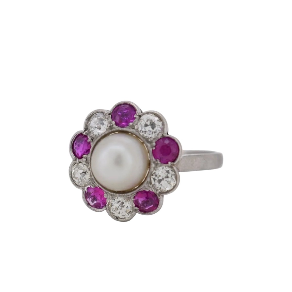 Bague Marguerite en platine, perle, rubis et diamants - Castafiore