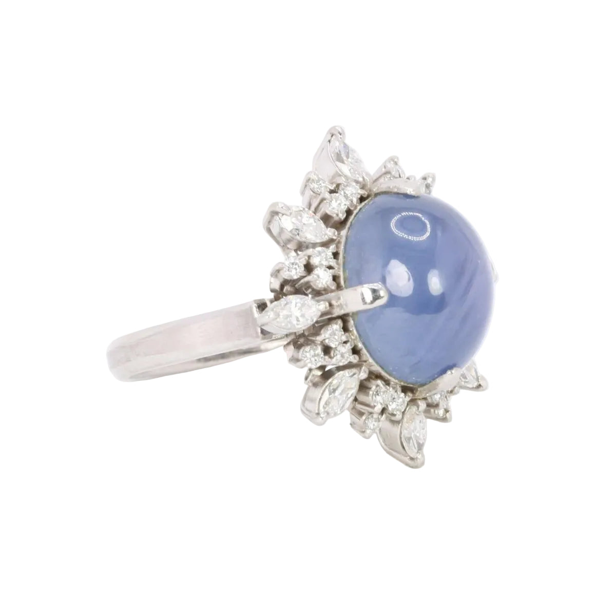 Bague Marguerite en platine, saphir et diamants - Castafiore