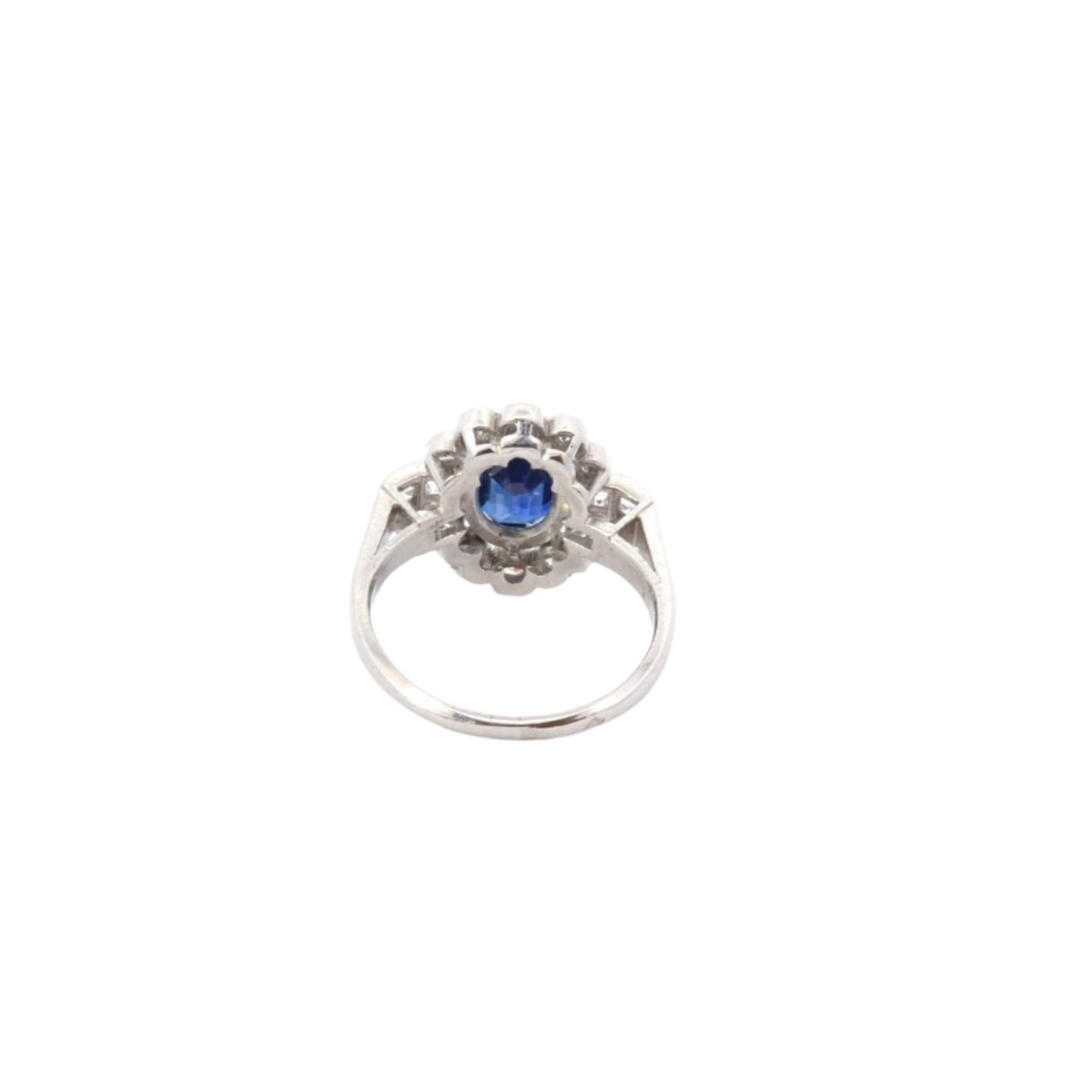 Bague Marguerite en platine, saphir et diamants - Castafiore