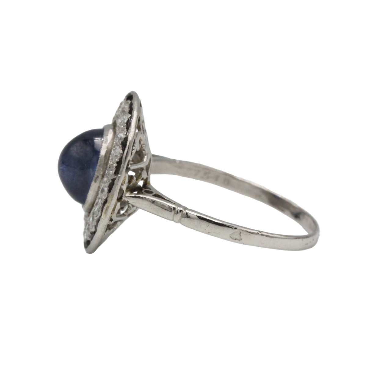 Bague Marguerite en platine, saphir, onyx et diamants - Castafiore