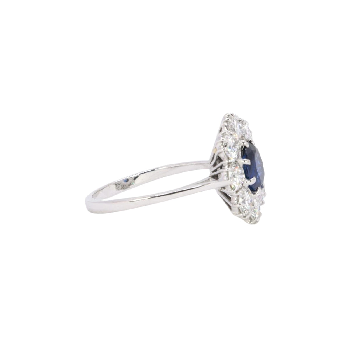 Bague marguerite or blanc saphir ovale diamants - Castafiore