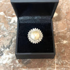 Bague Marguerite Perle 10mm Diamants Or Gris 18 Carats - Castafiore