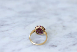 Bague marguerite rubis cabochon et diamants - Castafiore