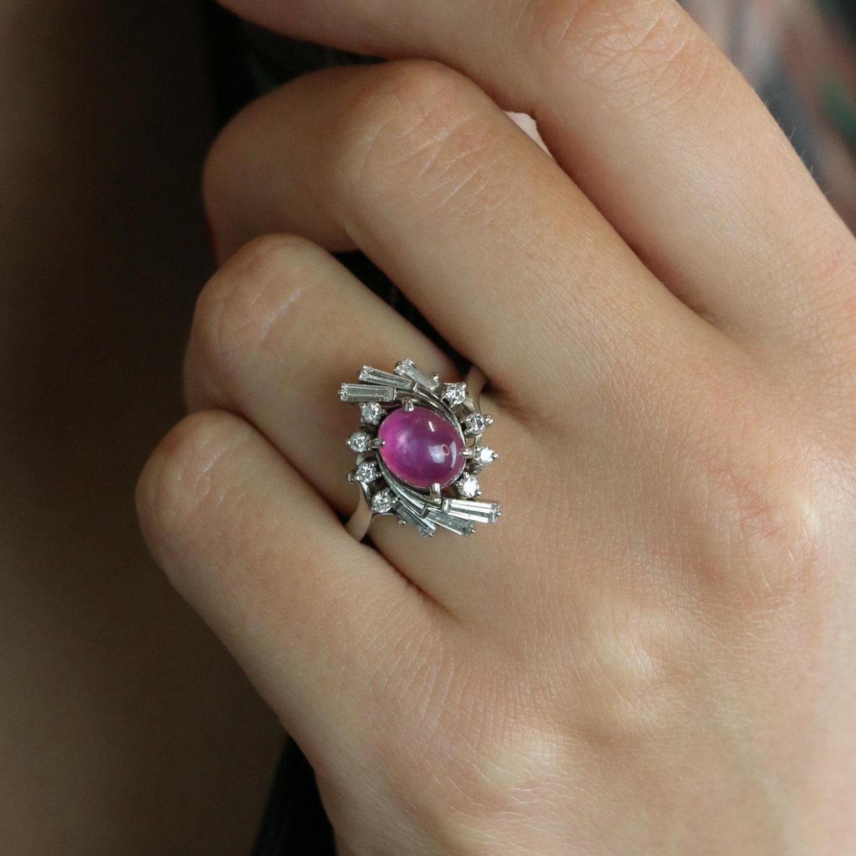 Bague marguerite rubis étoilé diamants - Castafiore