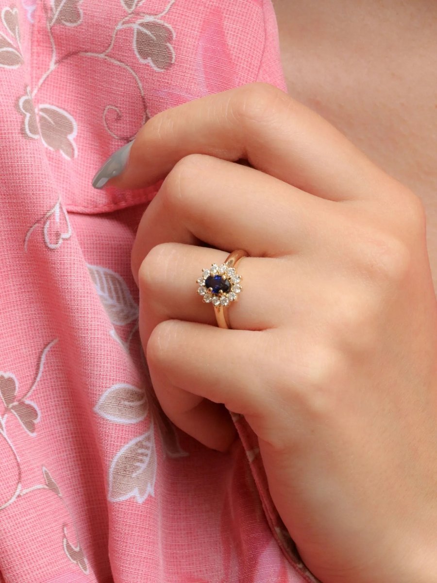 Bague marguerite saphir diamants - Castafiore